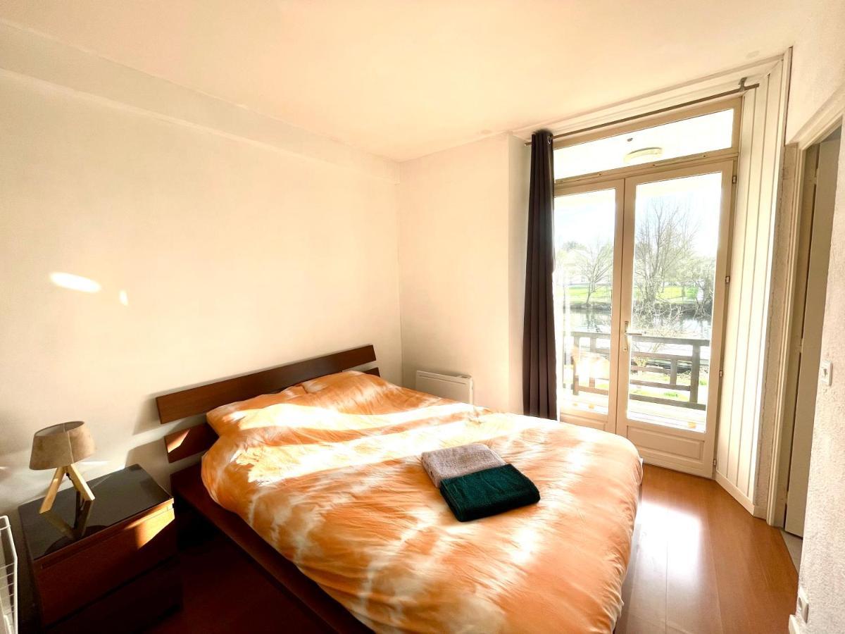 T3-Balcon Plein Sud-Acces Direct Au Bord Du Loing Lejlighed Moret-sur-Loing Eksteriør billede